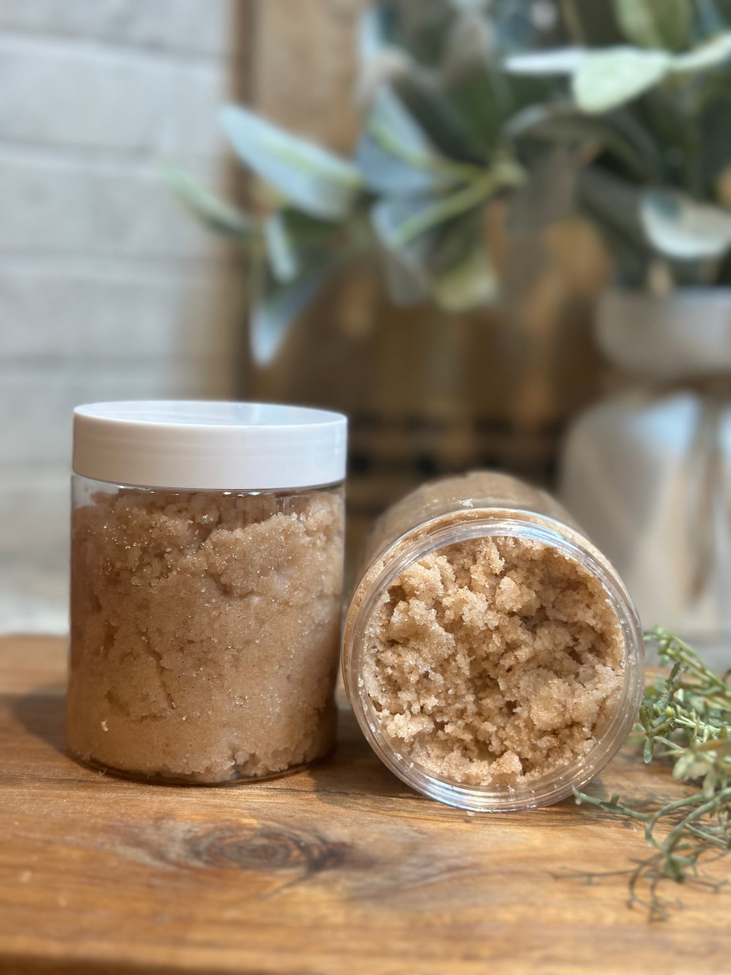 Body Scrub (Cinnamon/Vanilla, Sweet Orange, and Lavender)